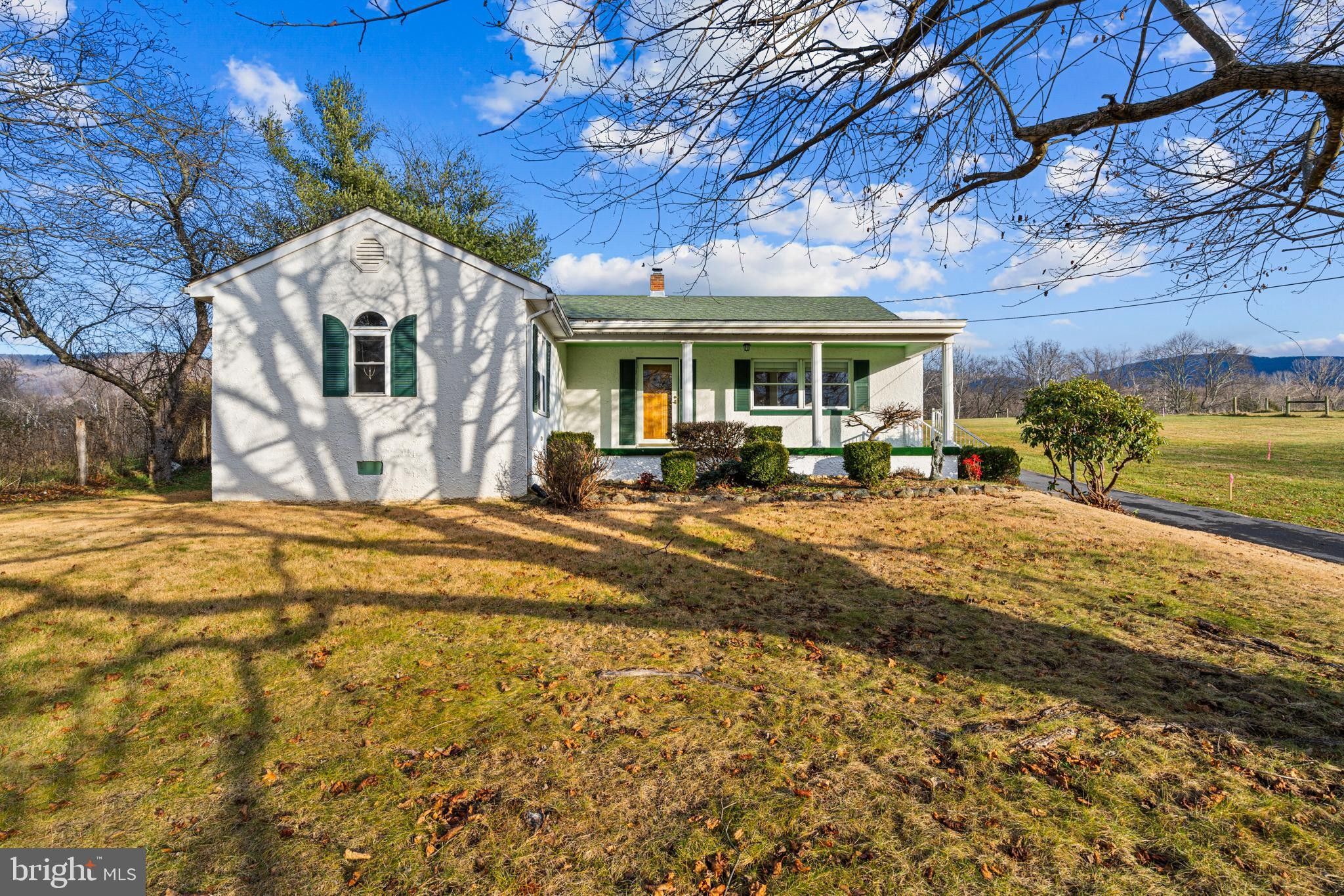 Bentonville, Warren County, VA Lakefront Property, Waterfront Property