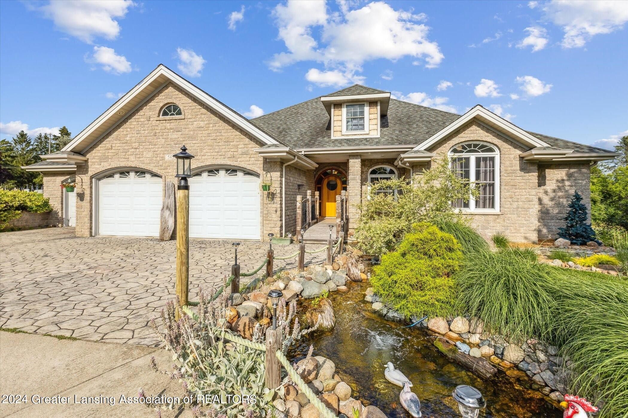 Frankenmuth, Saginaw County, MI Lakefront Property, Waterfront Property, House for sale Property