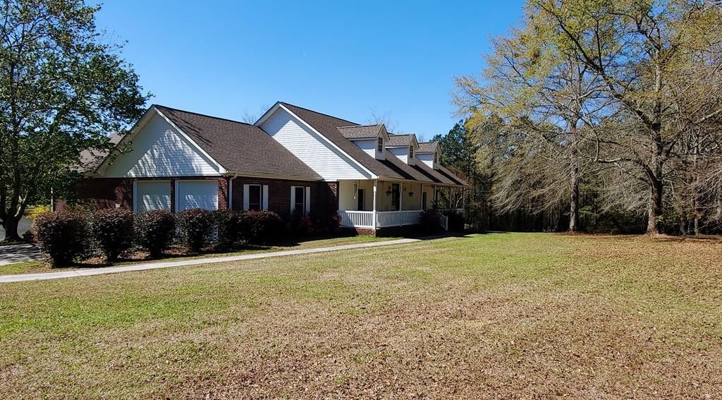 Ozark, Dale County, AL Lakefront Property, Waterfront Property, House