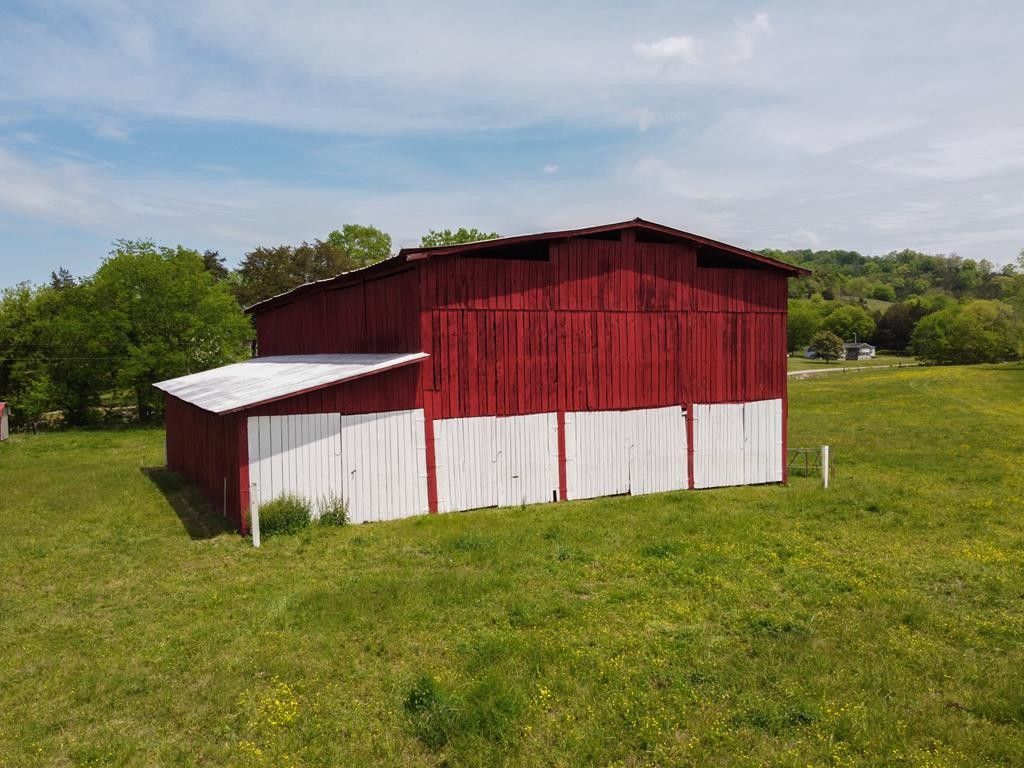 Pleasant Shade, Smith County, TN Farms and Ranches for sale Property ID