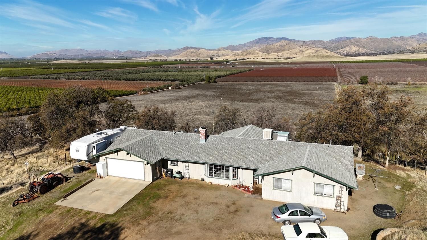Orange Cove, Tulare County, CA Farms and Ranches, House for sale