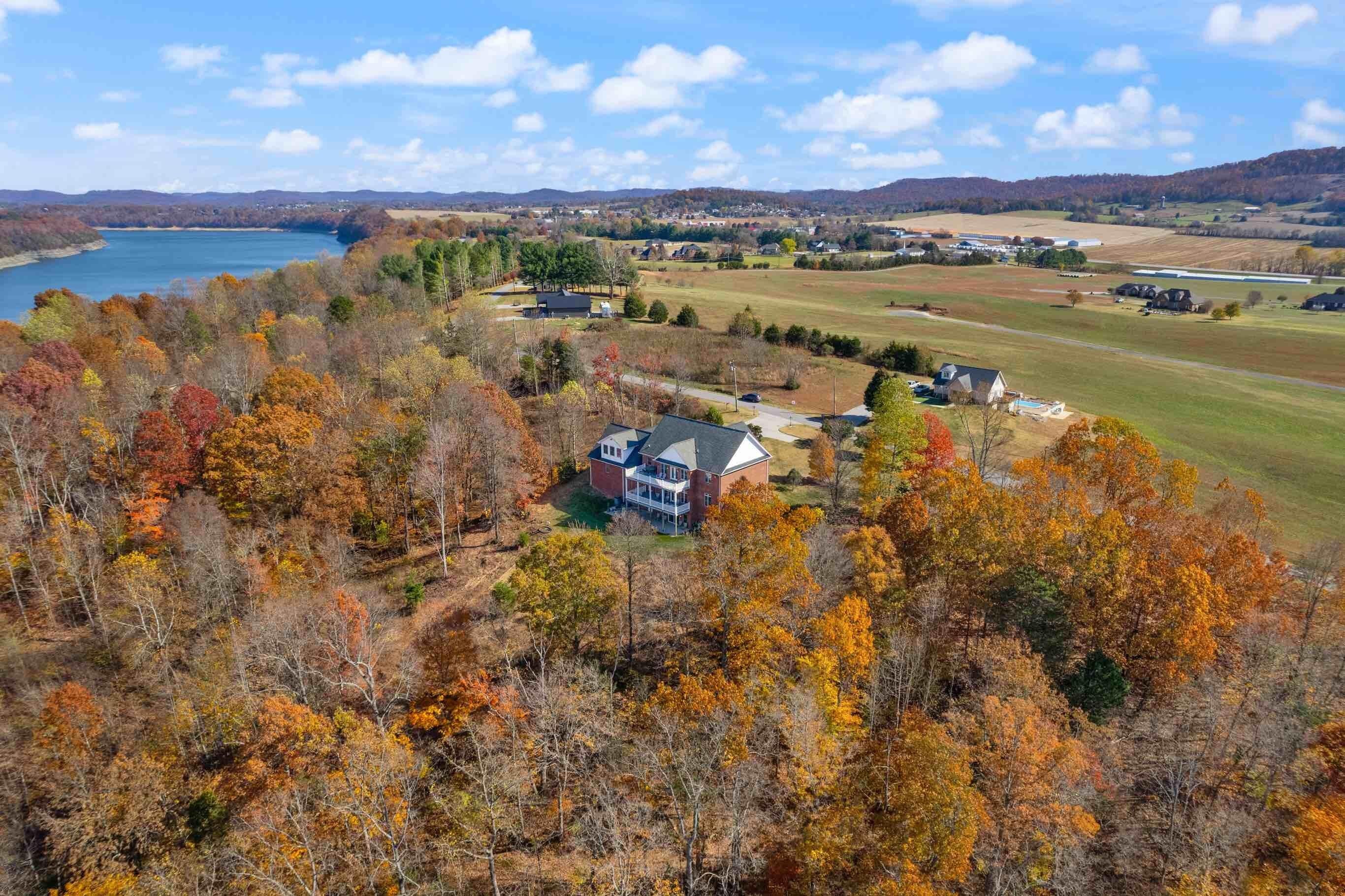 Monticello, Wayne County, KY Lakefront Property, Waterfront Property