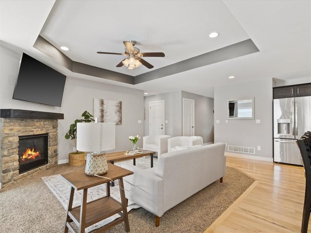 Marion, Linn County, IA Lakefront Property, Waterfront Property, House