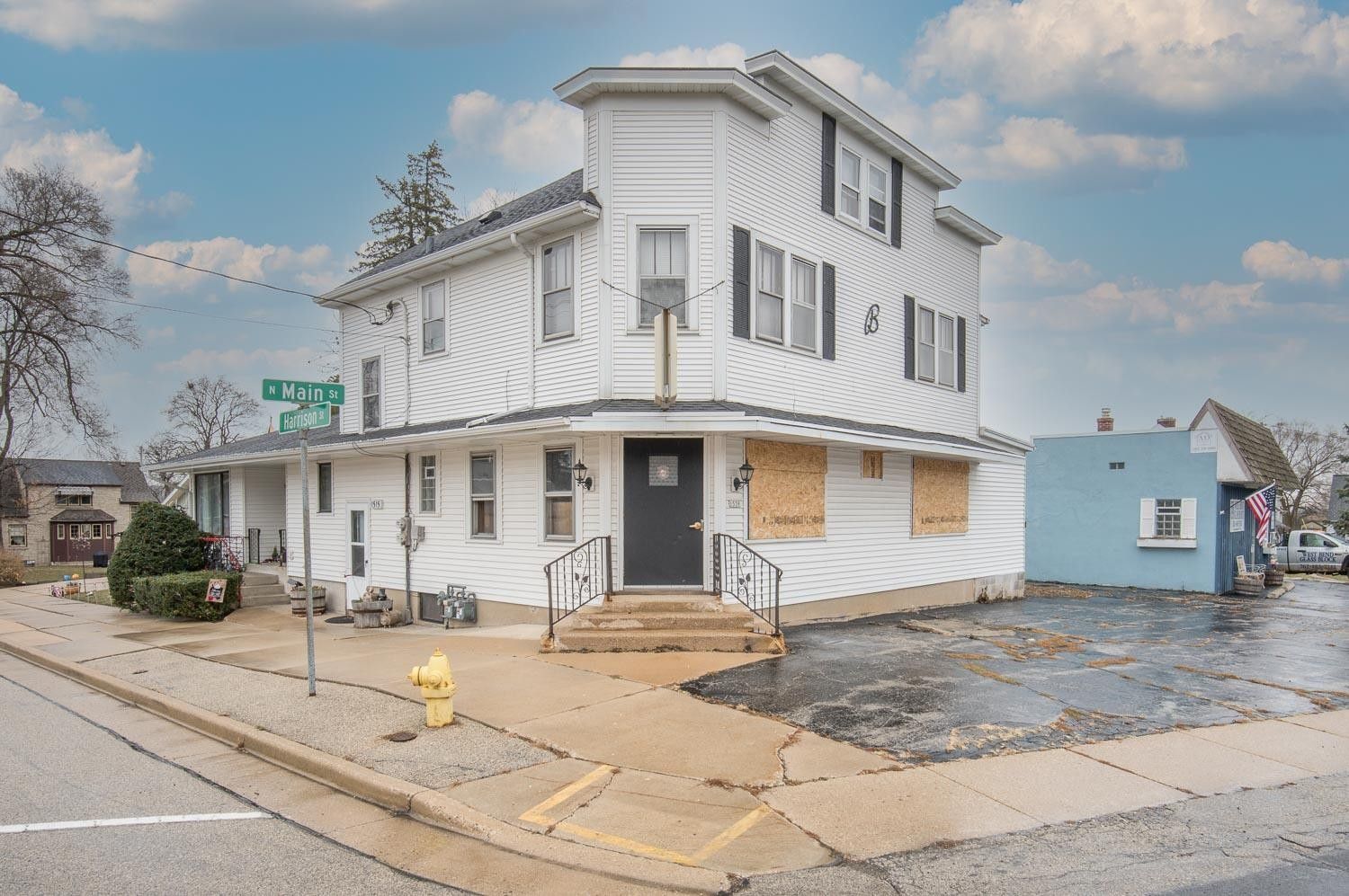 West Bend, Washington County, WI Commercial Property, House for sale