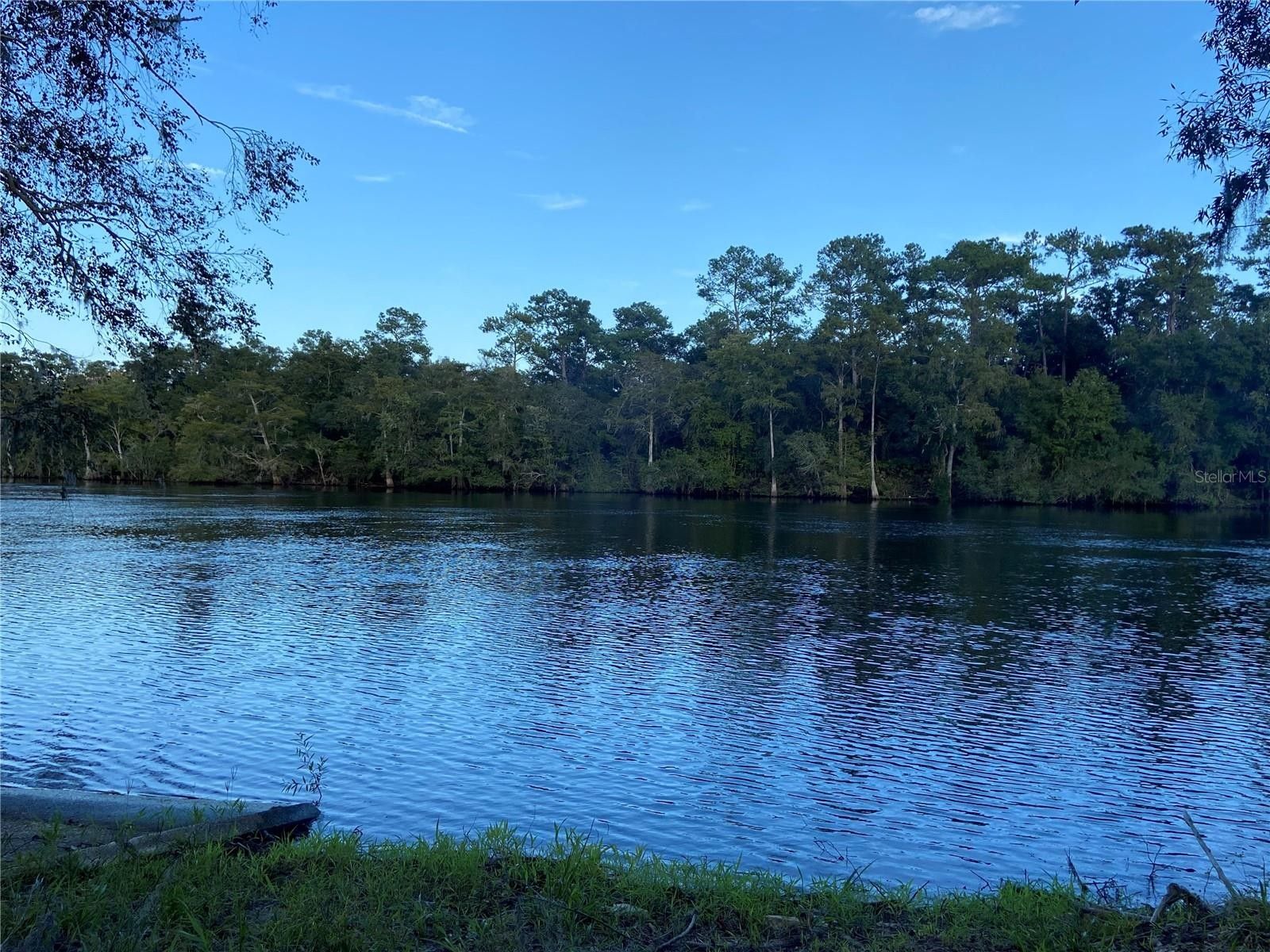 Fanning Springs, Gilchrist County, FL Lakefront Property, Waterfront