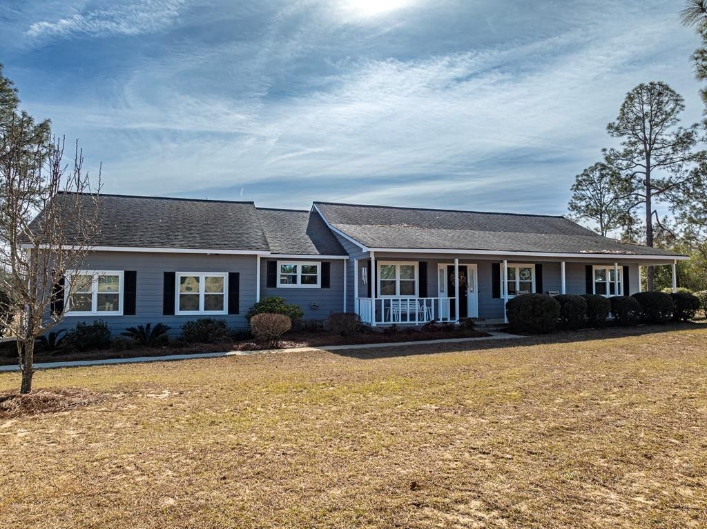 Poulan, Worth County, GA Lakefront Property, Waterfront Property, House