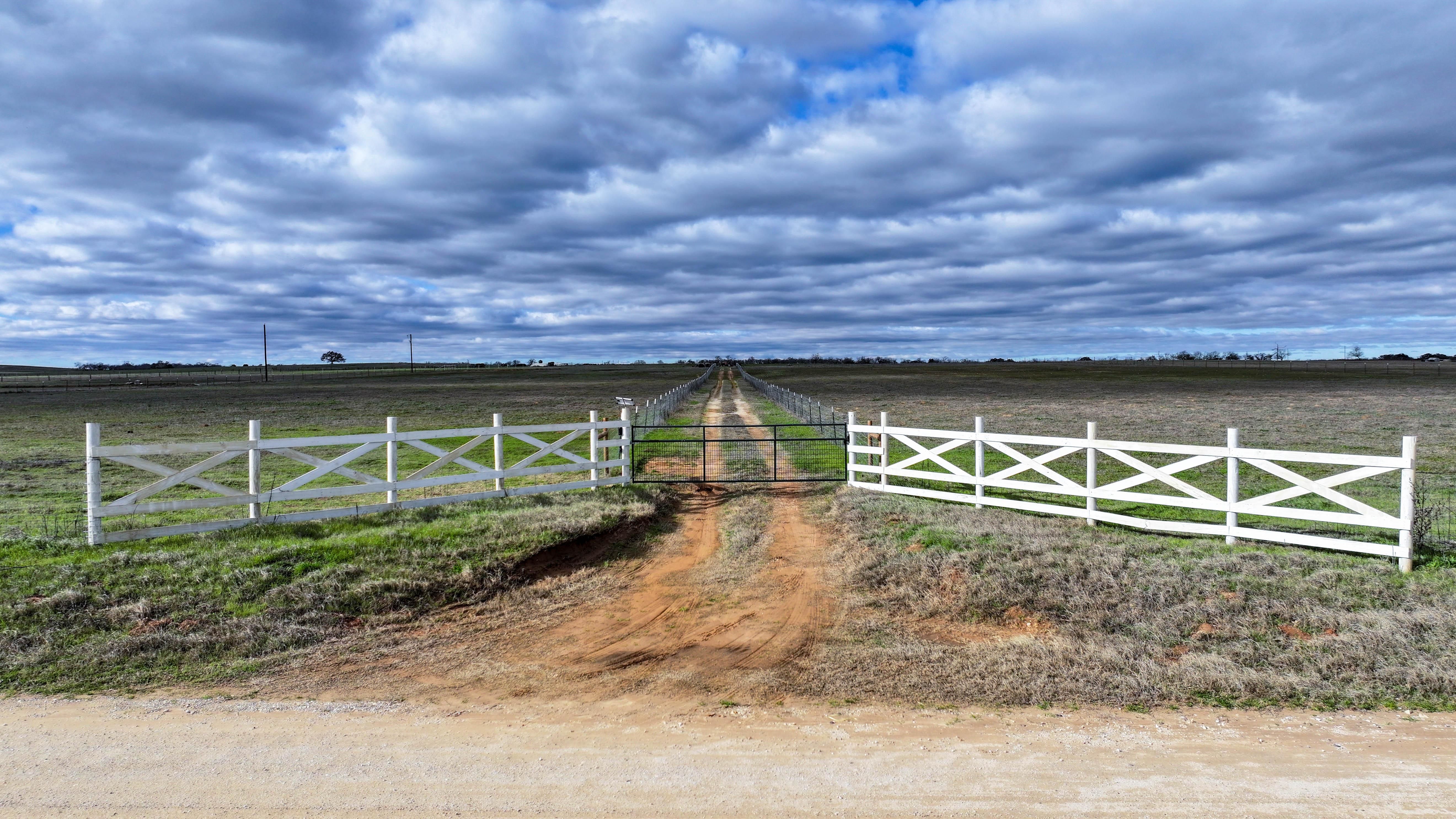 1139 County Road 305, Floresville, TX 78114 MLS 1747892 LandWatch