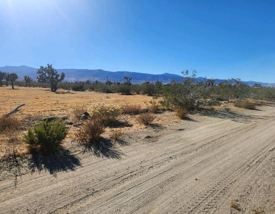 Pinon Hills, San Bernardino County, CA Undeveloped Land, Homesites for