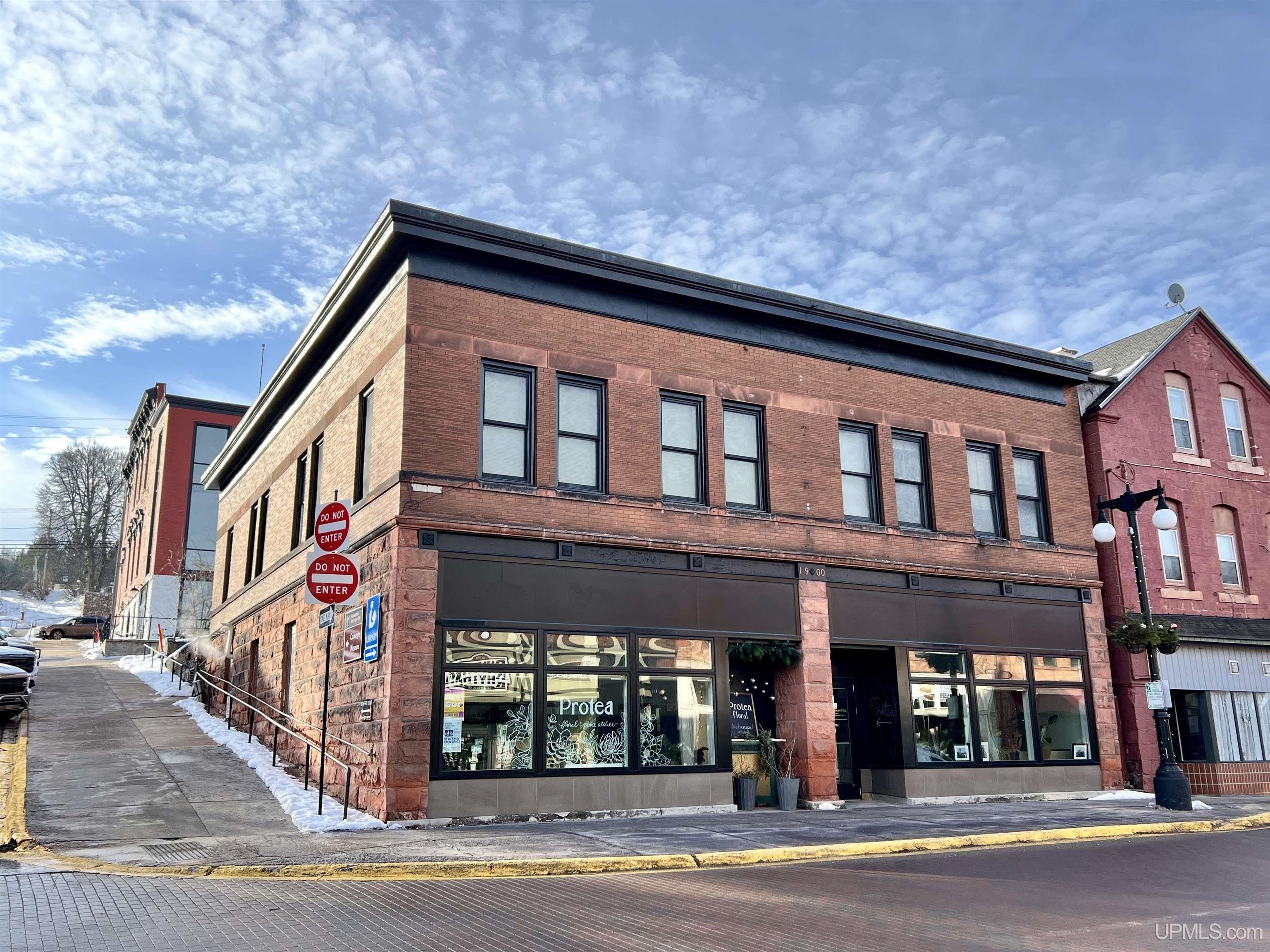 Houghton, Houghton County, MI Commercial Property, House for sale