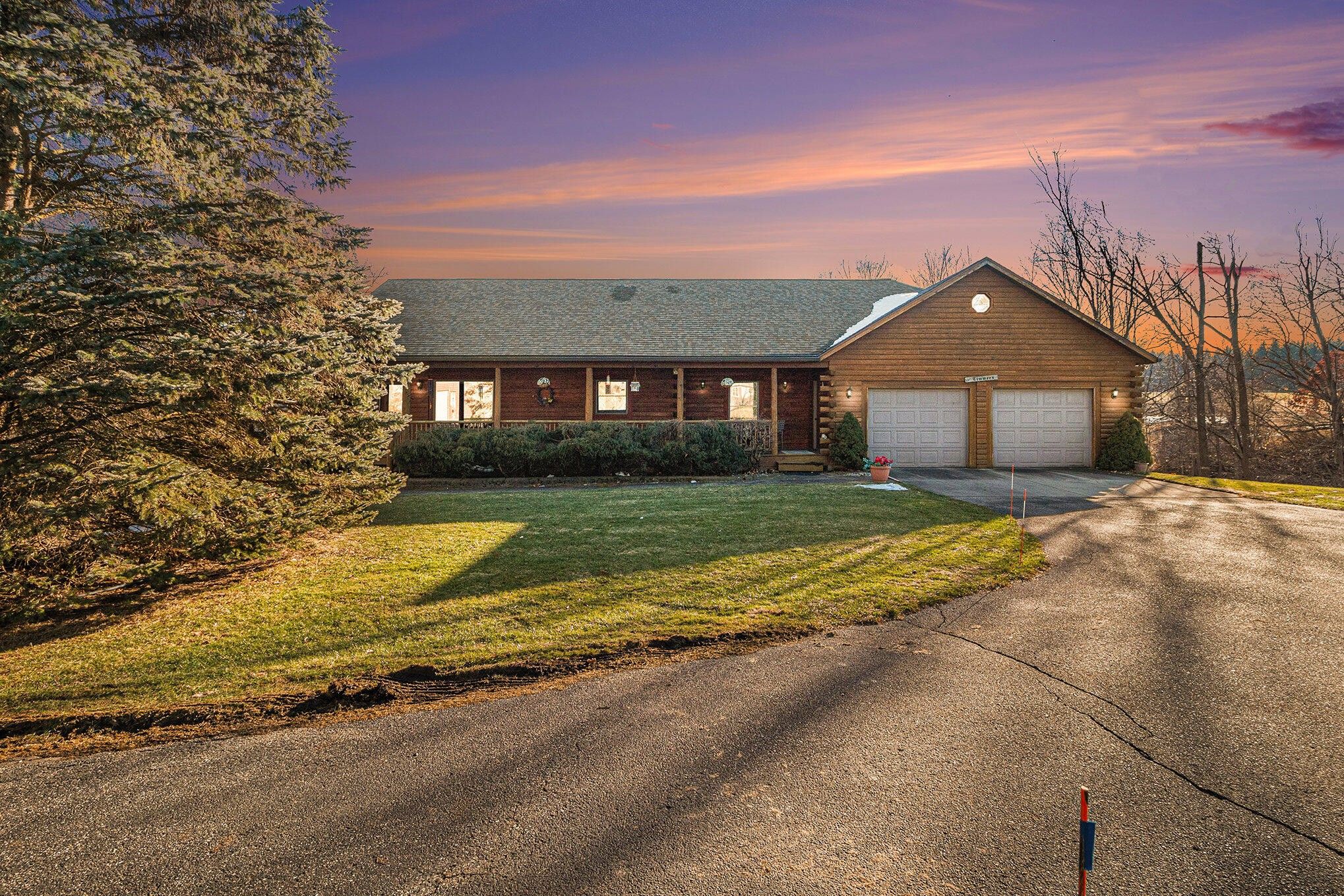 Grand Rapids, Kent County, MI Lakefront Property, Waterfront Property