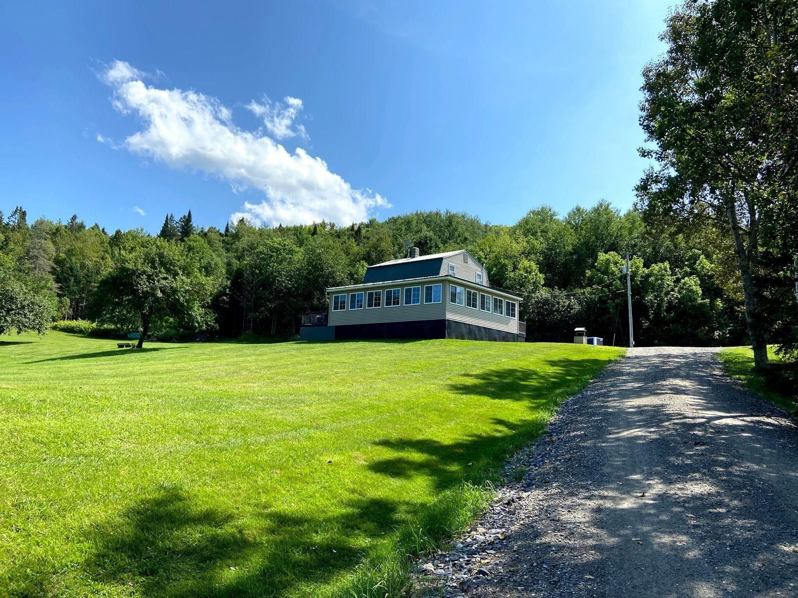 Colebrook, Coos County, NH House for sale Property ID 418873251