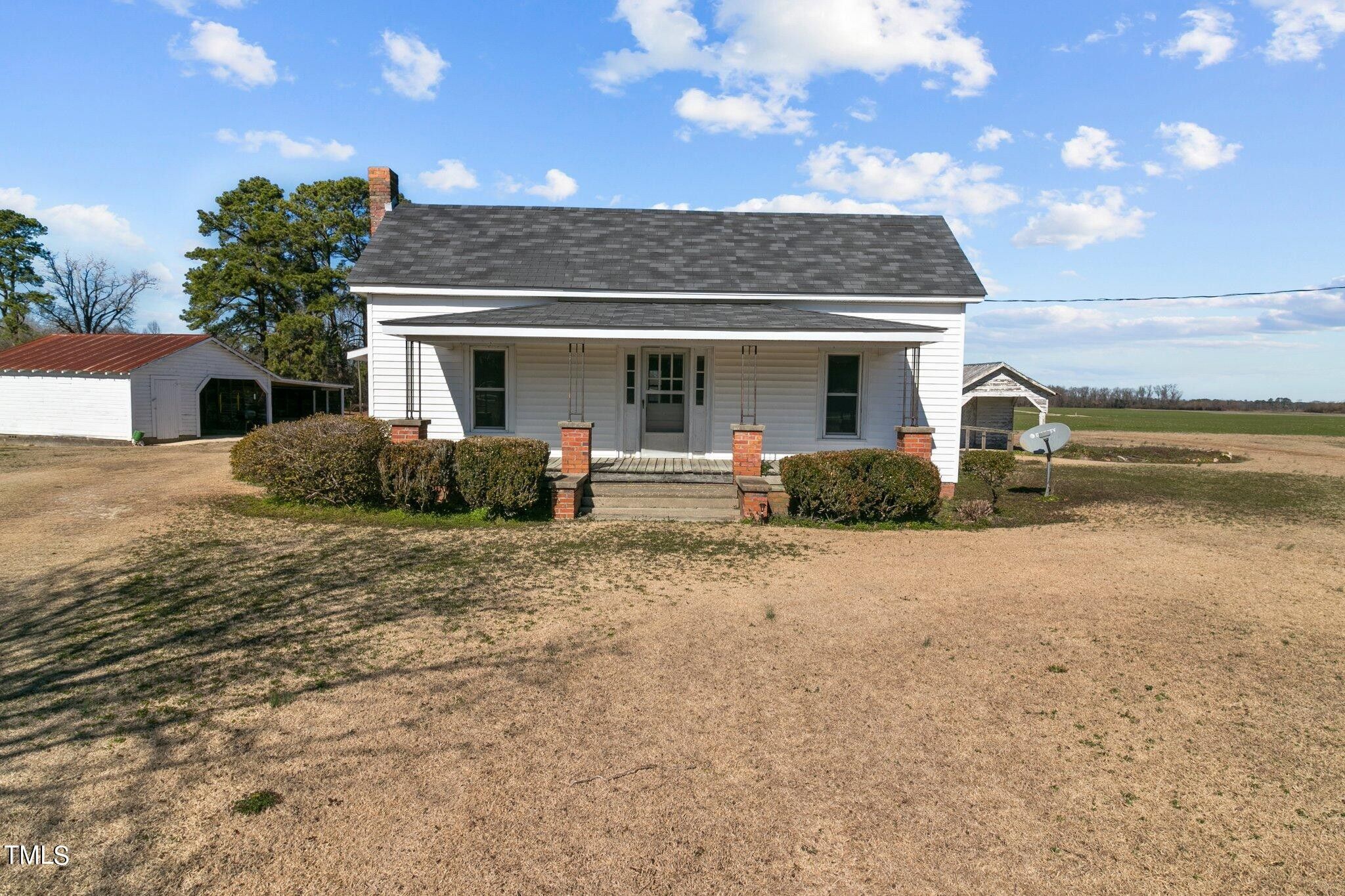 Clinton, Sampson County, NC House for sale Property ID 418891860