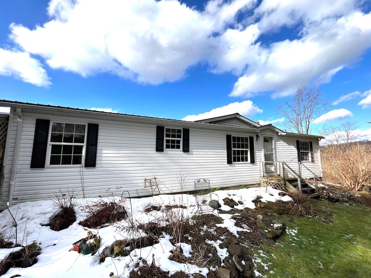 7539 Irish Hill Road, Ellicottville, NY 14731 MLS https//www