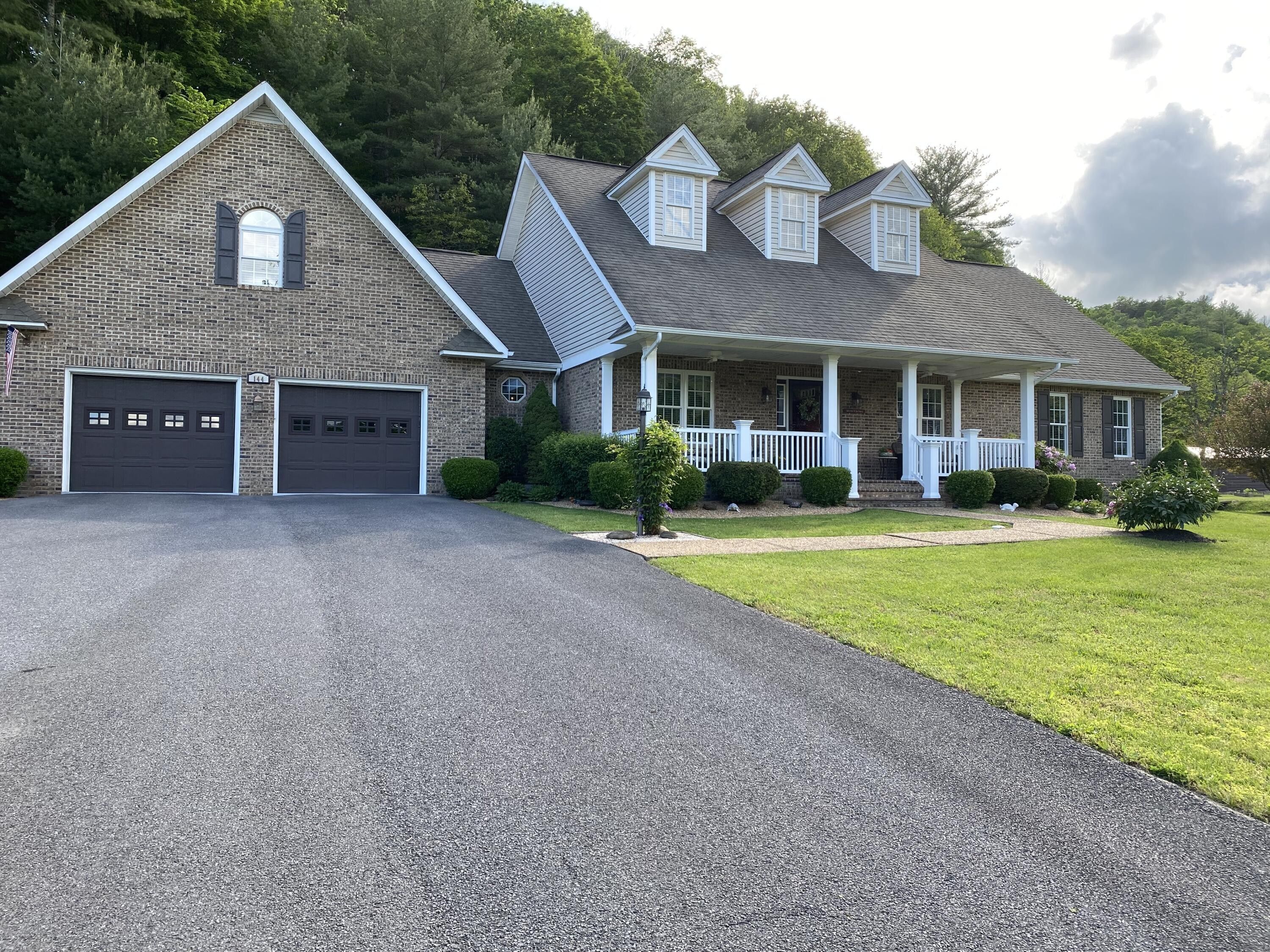 Covington, Alleghany County, VA House for sale Property ID 418902559