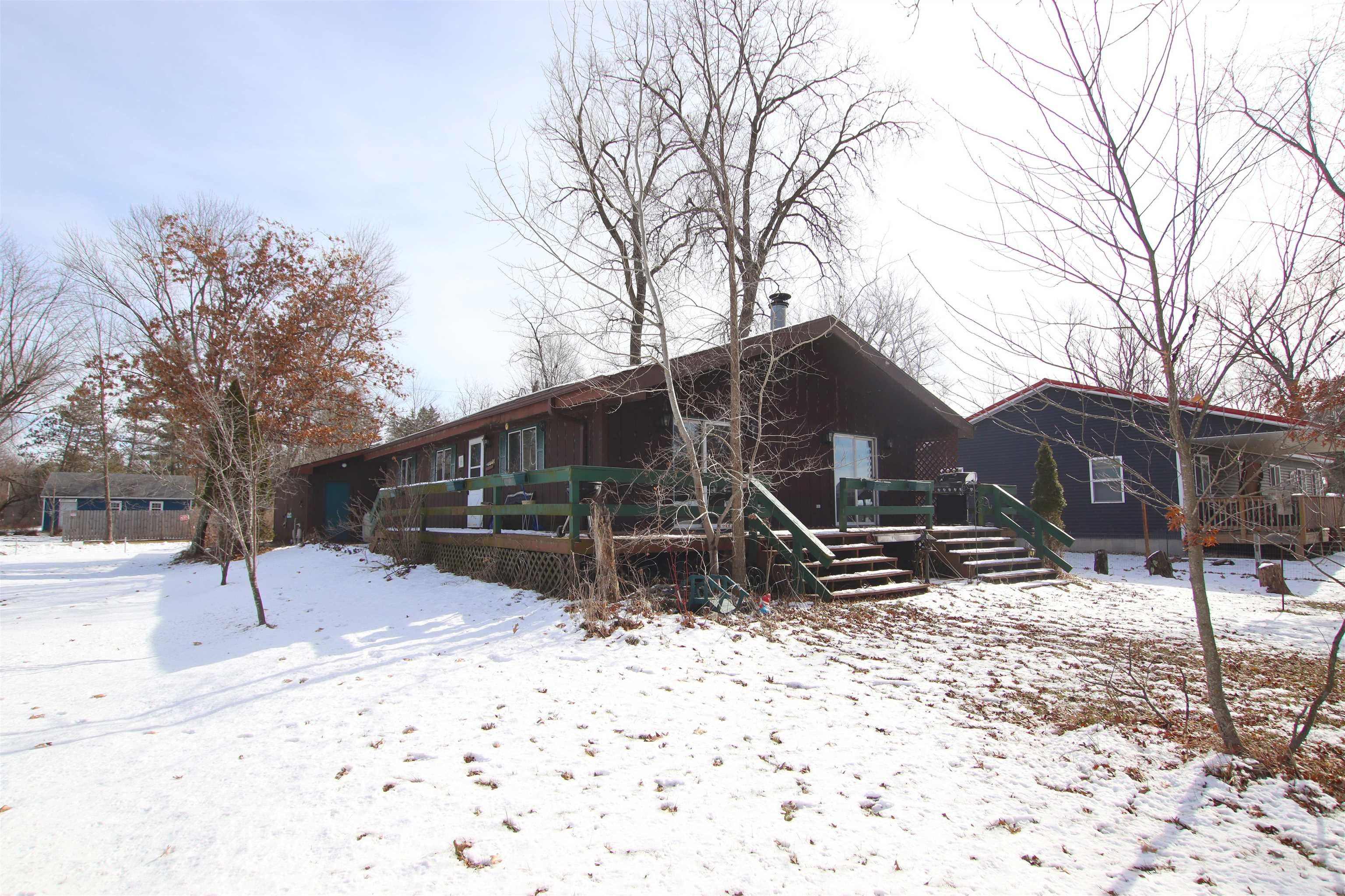 Montello, Marquette County, WI Lakefront Property, Waterfront Property