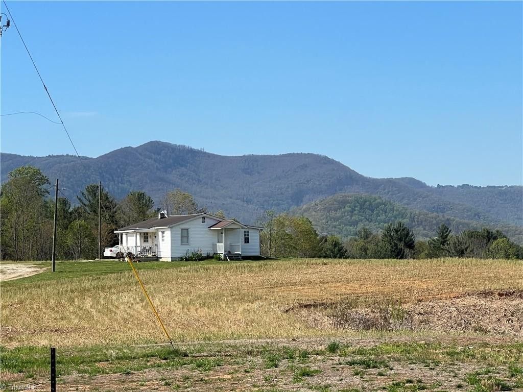 Mount Airy, Surry County, NC House for sale Property ID 416898000