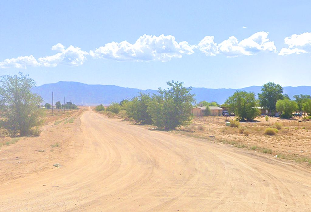 Los Lunas, Valencia County, NM Undeveloped Land, Homesites for sale