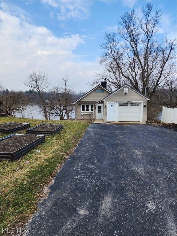 Newbury, Geauga County, OH Lakefront Property, Waterfront Property