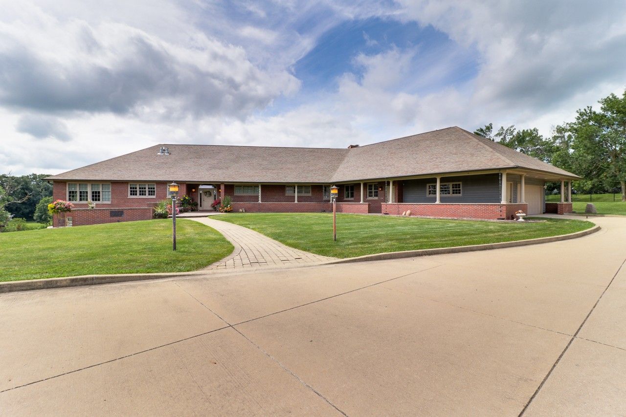 Bloomington, McLean County, IL Lakefront Property, Waterfront Property