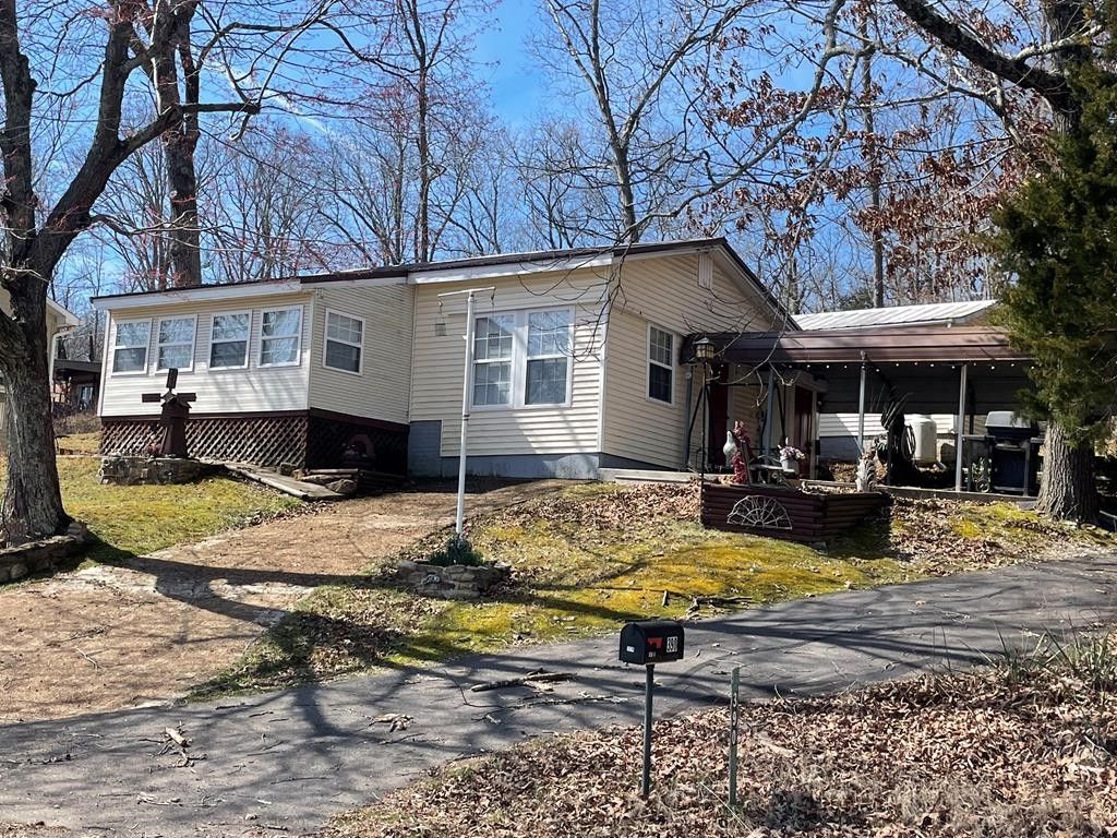 Big Sandy, Benton County, TN Lakefront Property, Waterfront Property