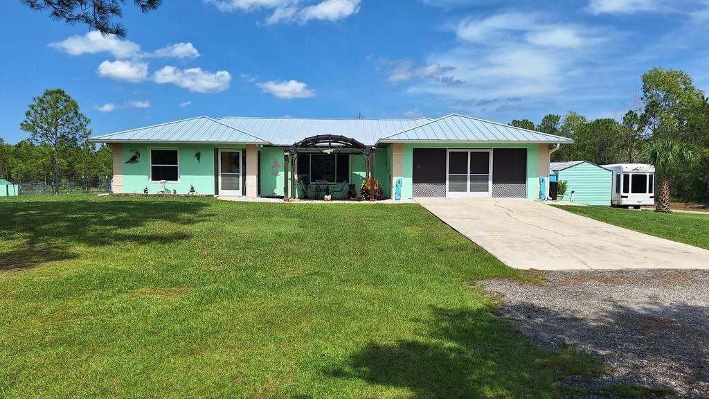 Fellsmere, Indian River County, FL Lakefront Property, Waterfront