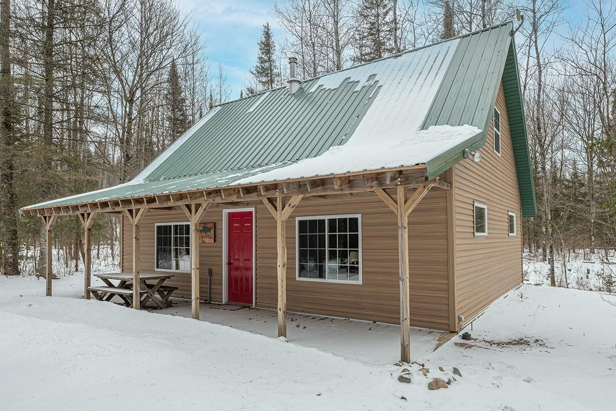 Laona, Forest County, WI Lakefront Property, Waterfront Property, House