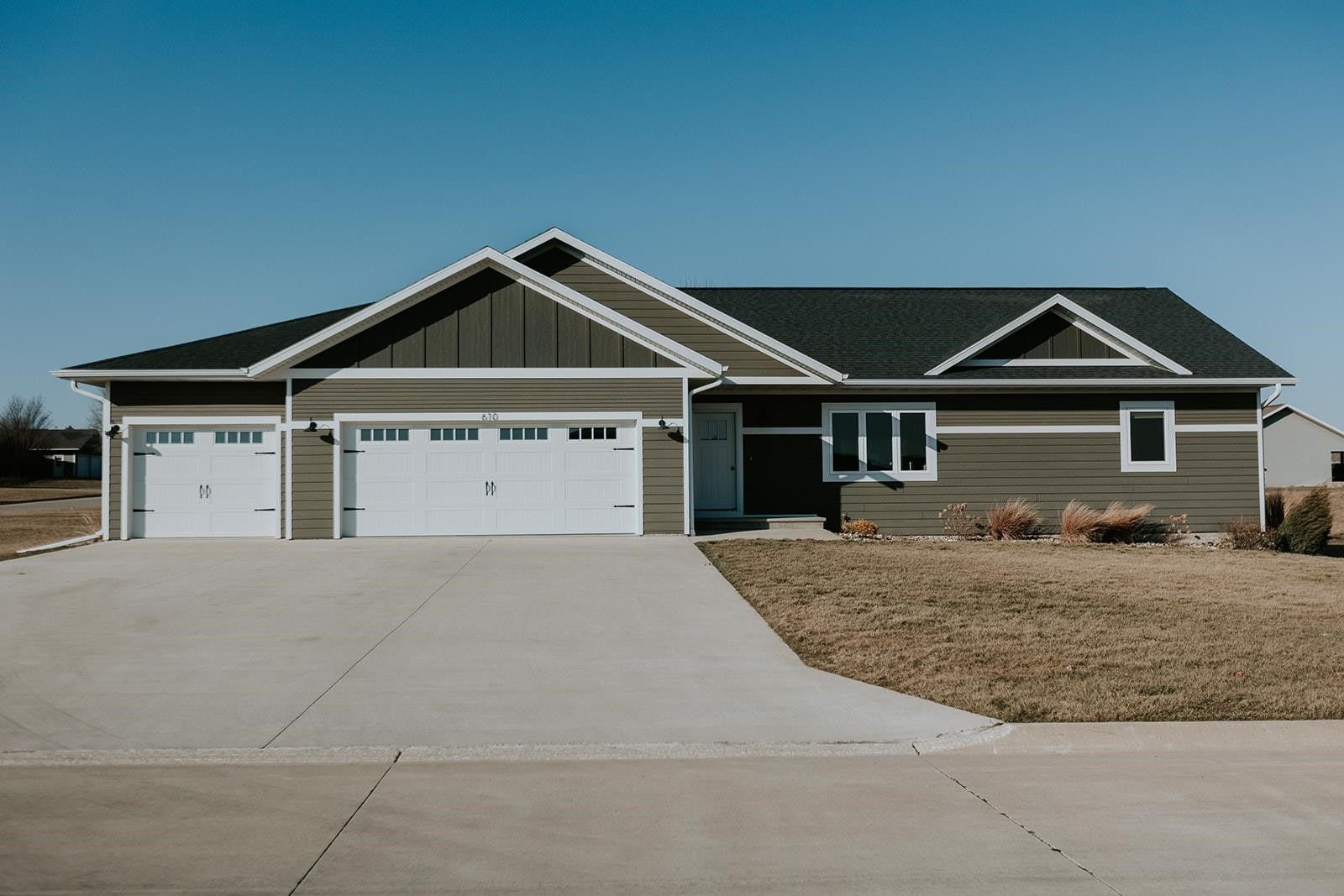 Sioux Center, Sioux County, IA House for sale Property ID 419119387