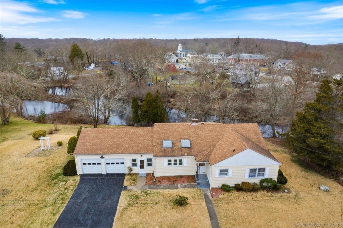 Waterford, New London County, CT Lakefront Property, Waterfront