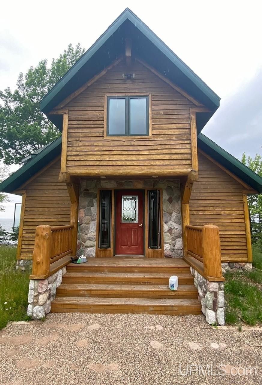 L'Anse, Baraga County, MI Lakefront Property, Waterfront Property