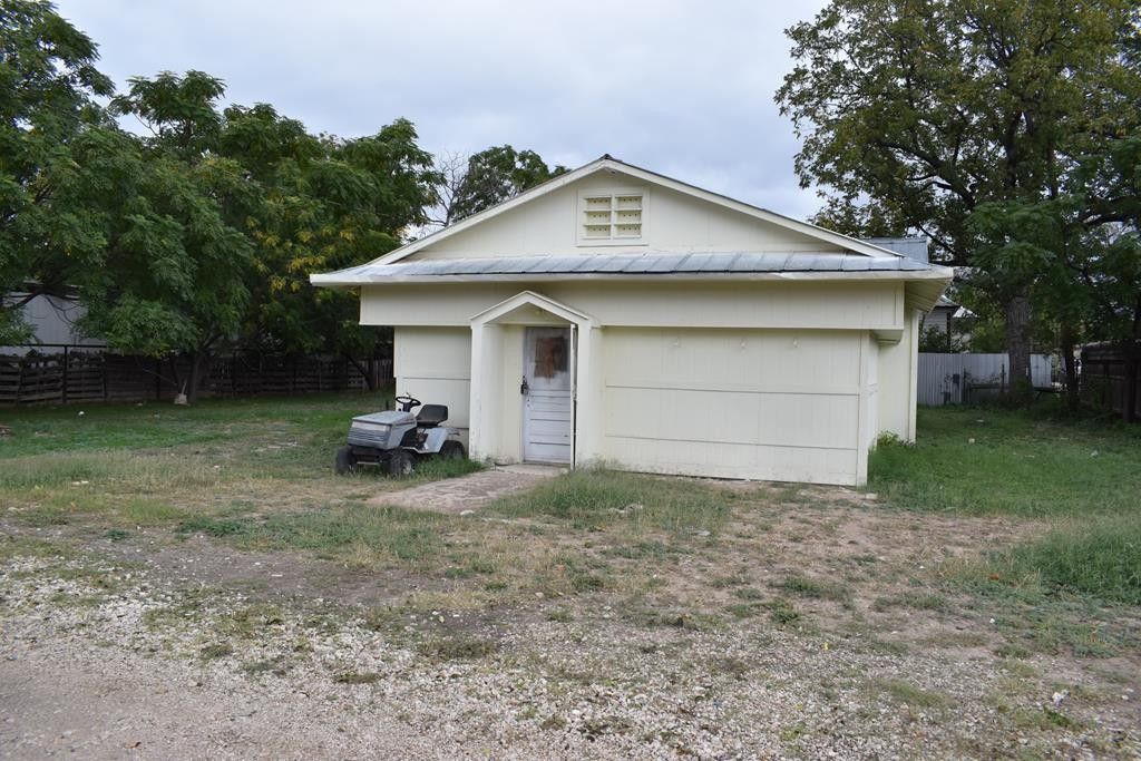 Junction, Kimble County, TX House for sale Property ID 419238795