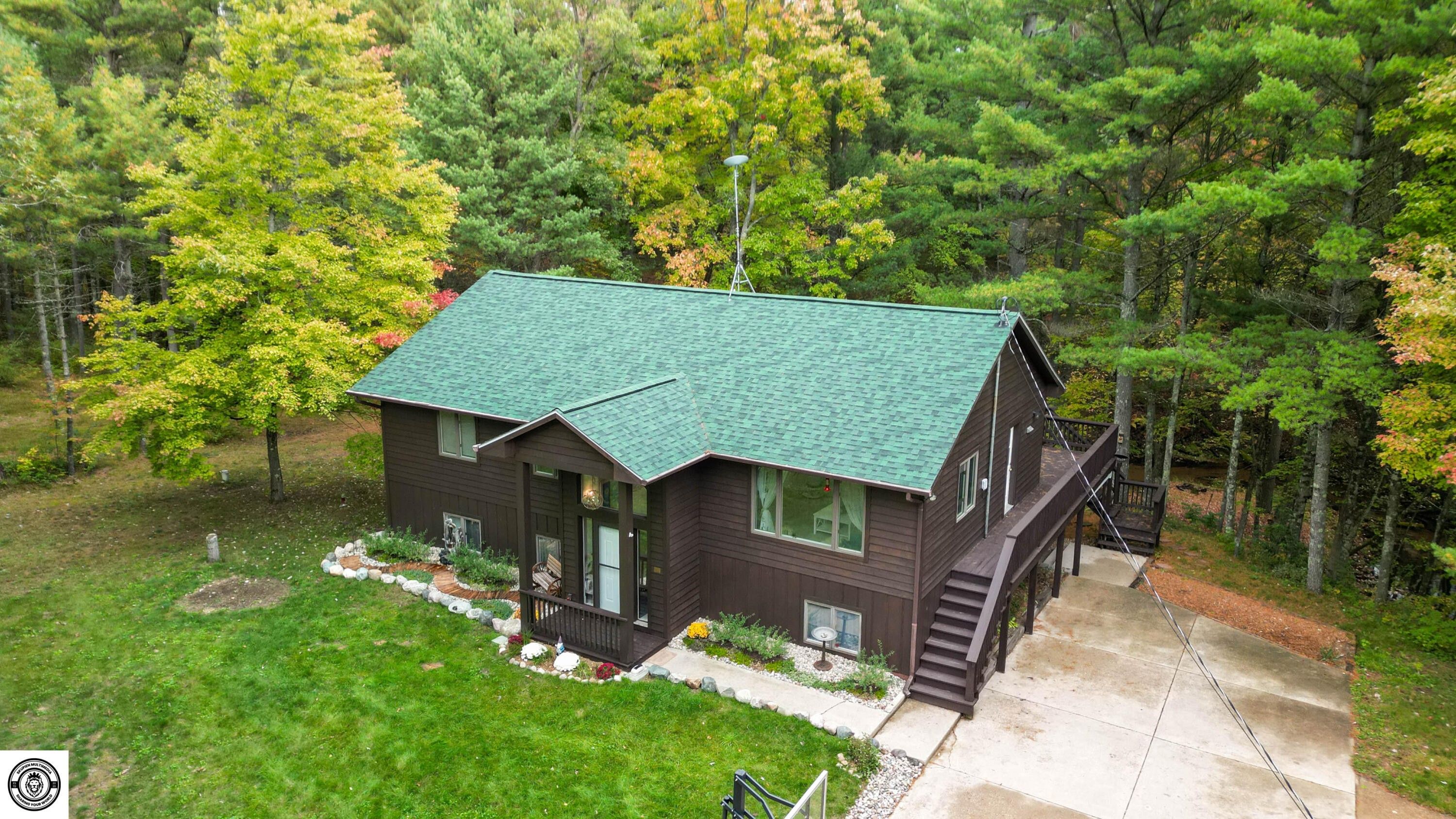 White Cloud, Newaygo County, MI Lakefront Property, Waterfront Property