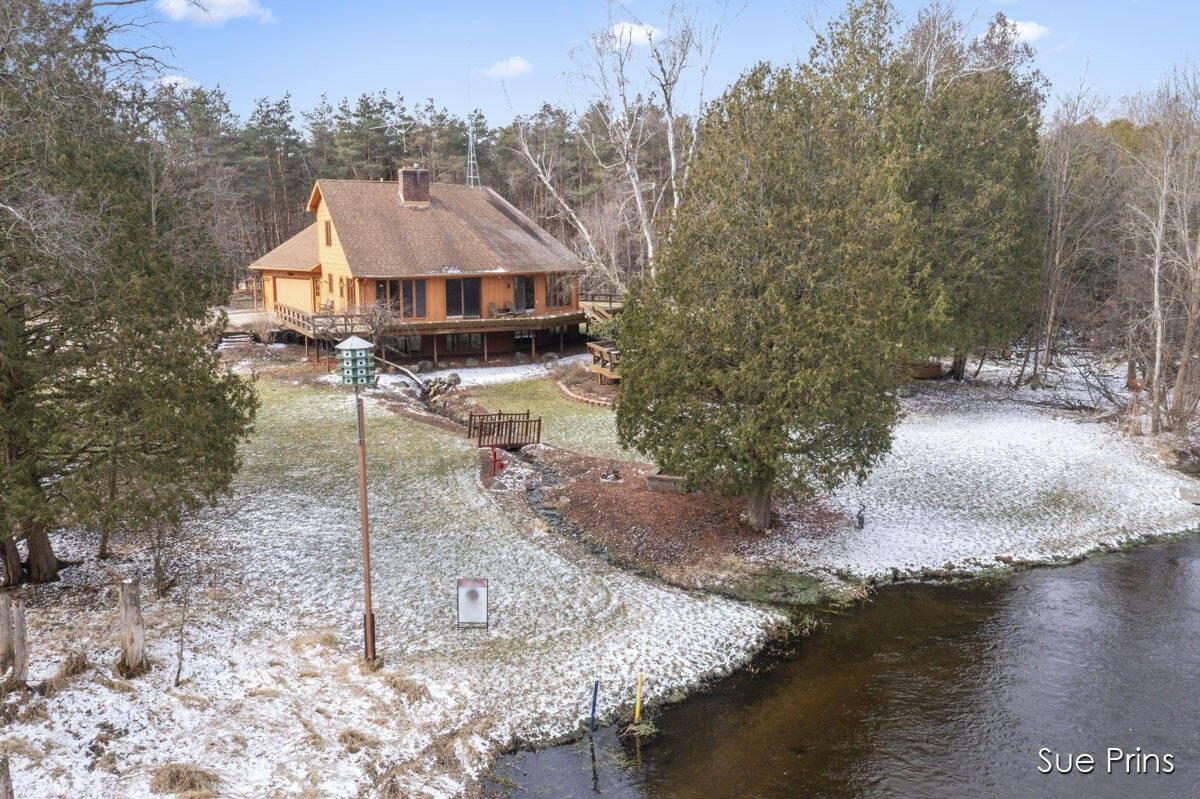 Morley, Mecosta County, MI Lakefront Property, Waterfront Property, House for sale Property ID