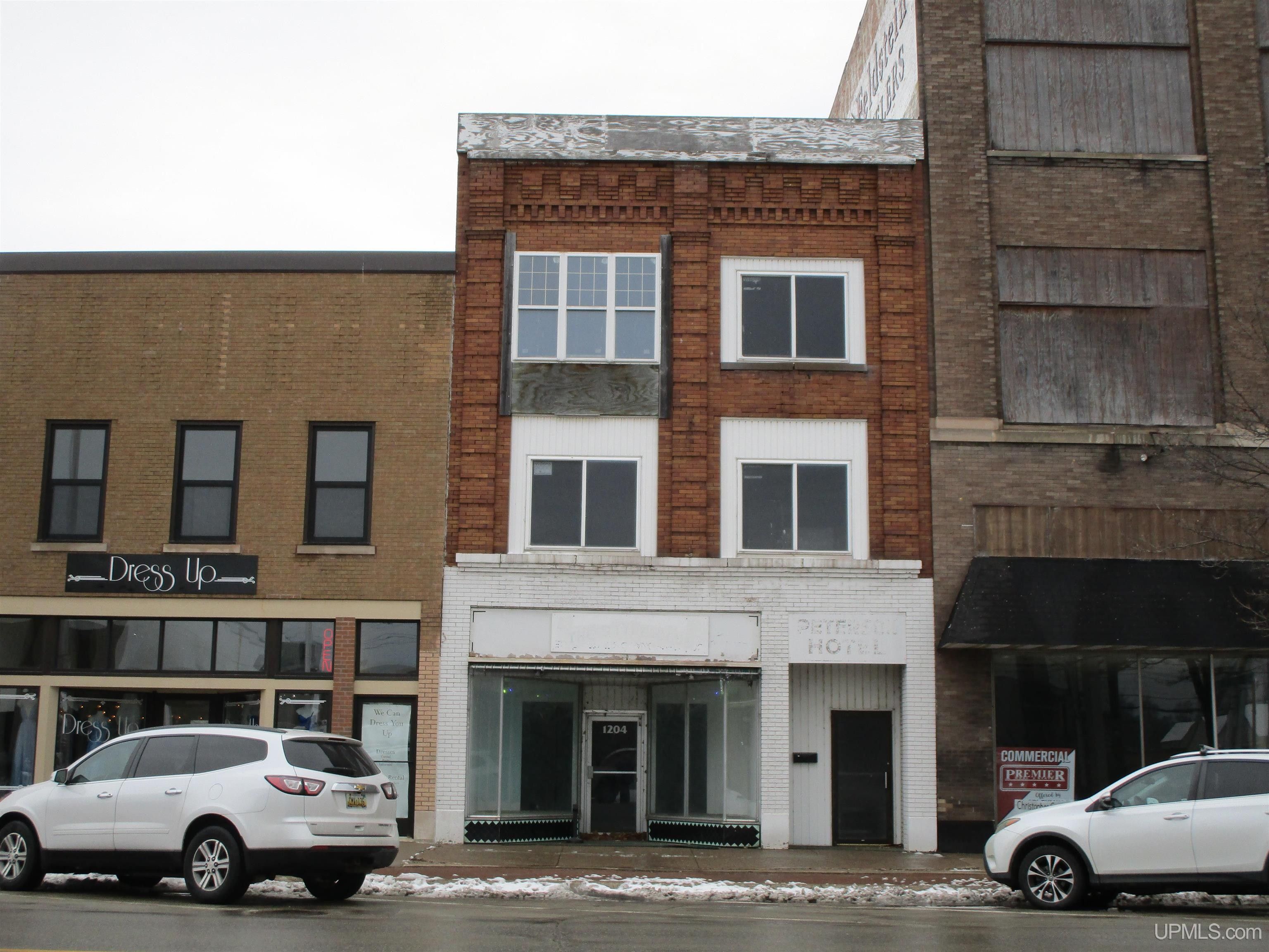 Escanaba, Delta County, MI Commercial Property, House for sale Property