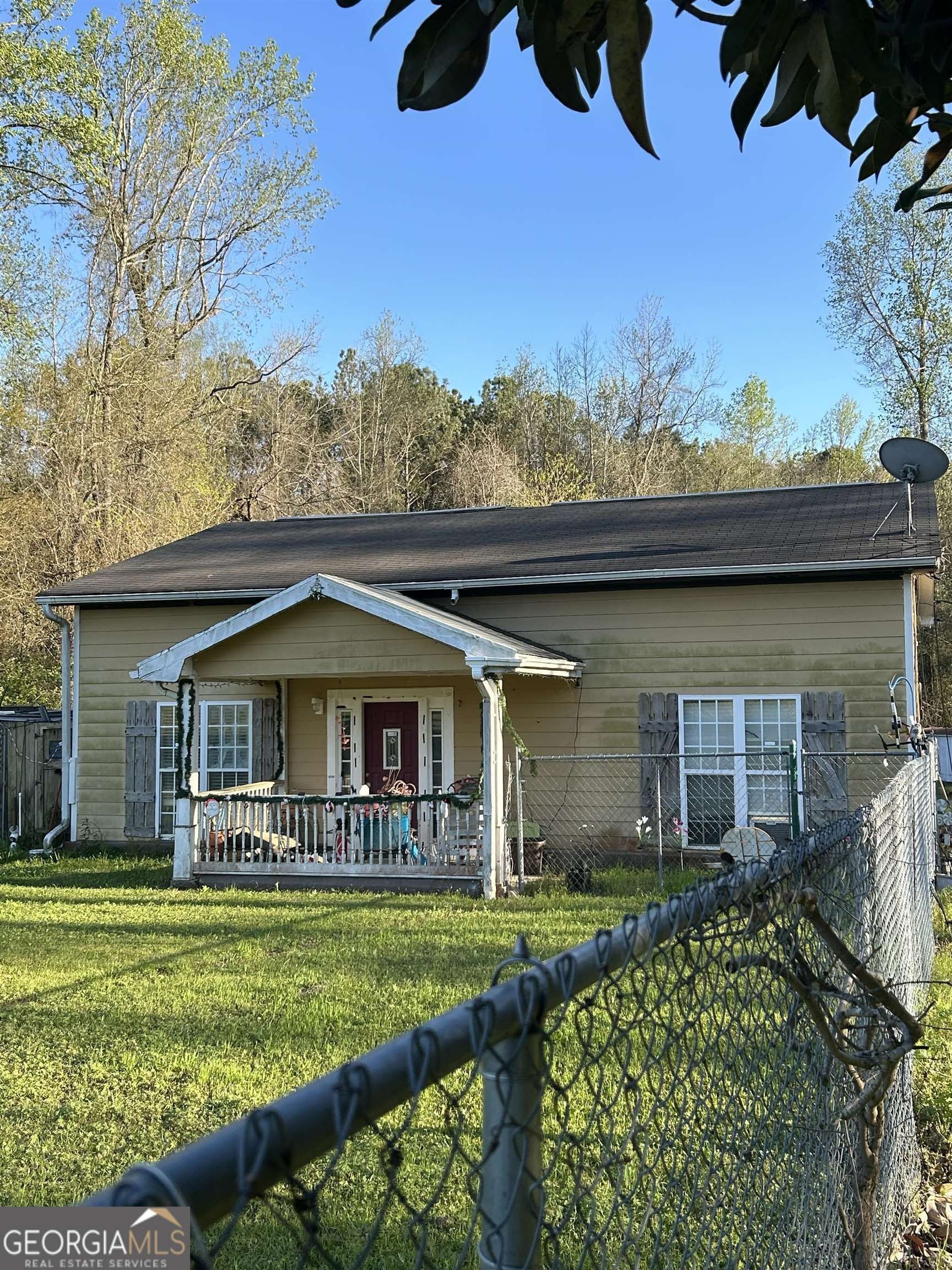 Lizella, Bibb County, GA Lakefront Property, Waterfront Property, House