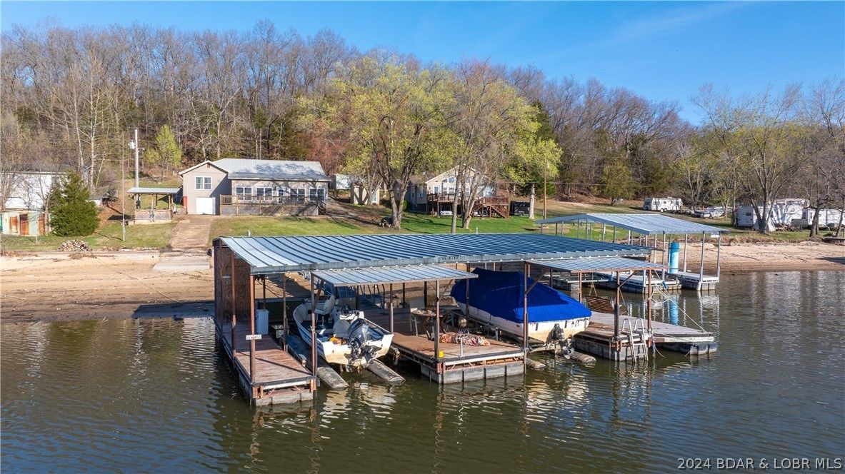 Roach, Camden County, MO Lakefront Property, Waterfront Property, House