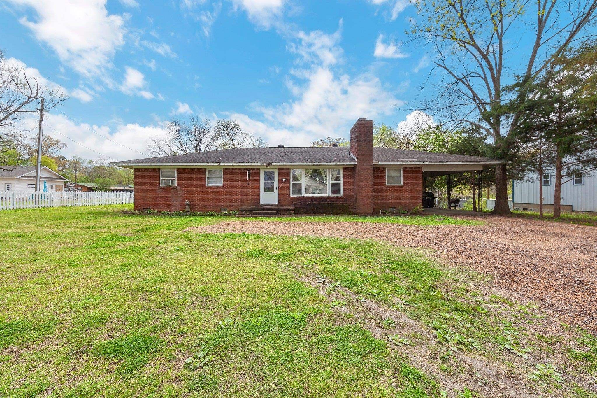 Parsons, Decatur County, TN House for sale Property ID 419392268