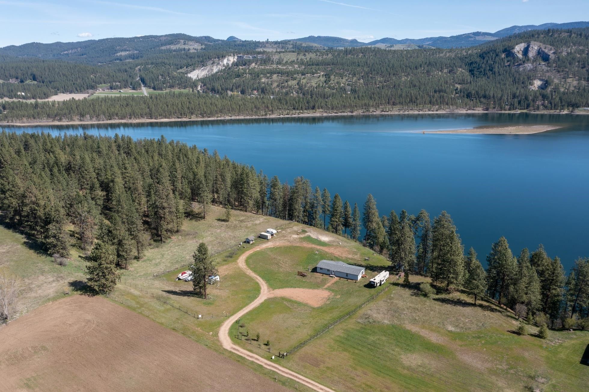 Kettle Falls, Stevens County, WA Lakefront Property, Waterfront