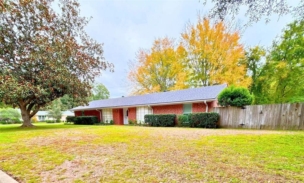 Carthage, Panola County, TX House for sale Property ID 419431434