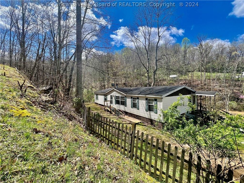 100 Lane, Alum Creek, WV 25003 MLS 271637 LandWatch