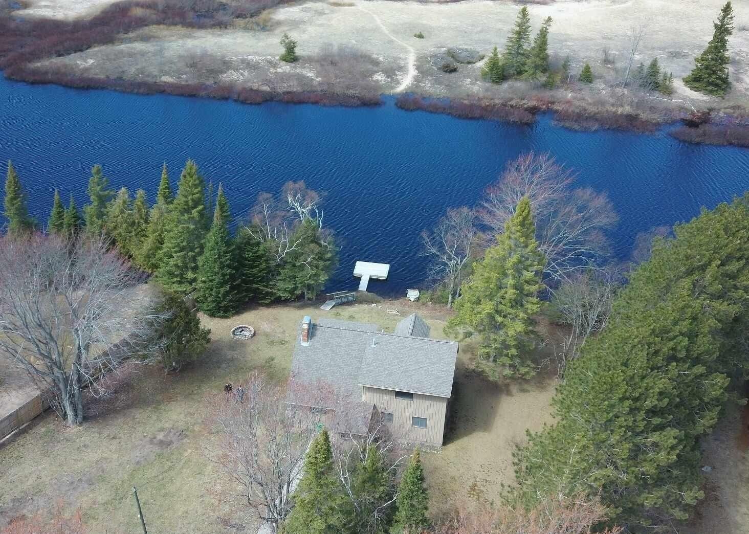 Grand Marais, Alger County, MI Lakefront Property, Waterfront Property, House for sale Property