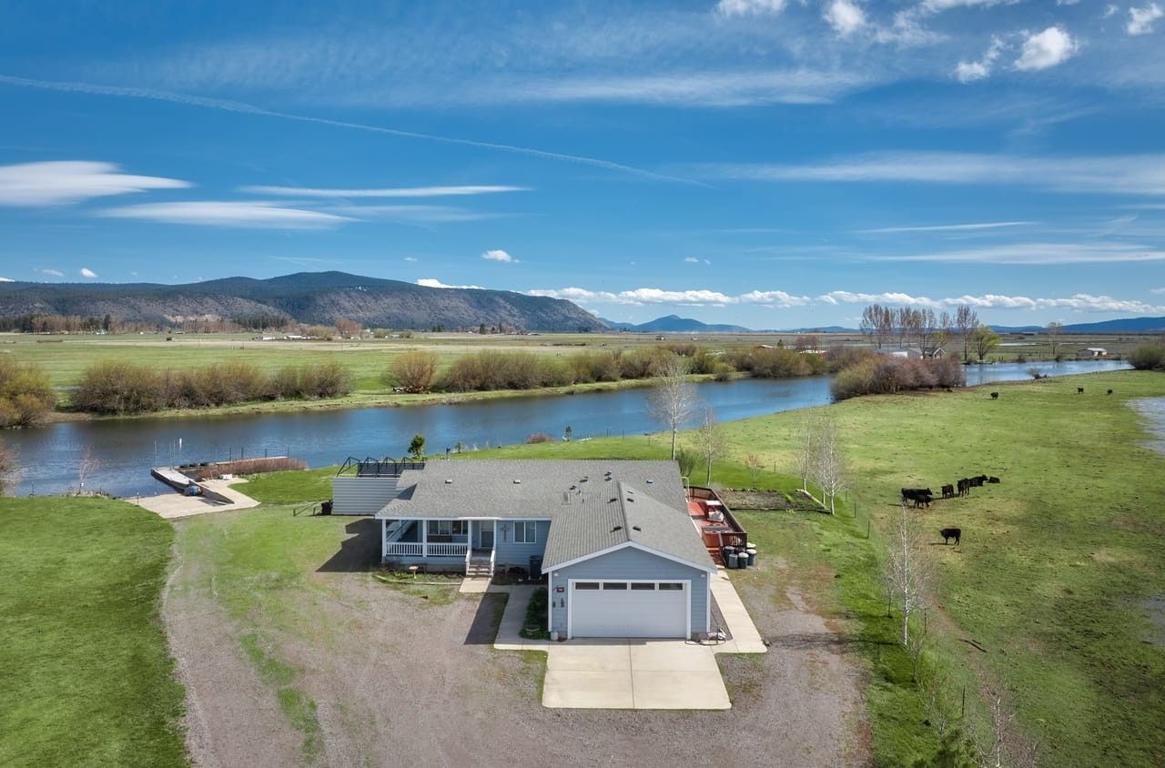 Chiloquin, Klamath County, OR Lakefront Property, Waterfront Property