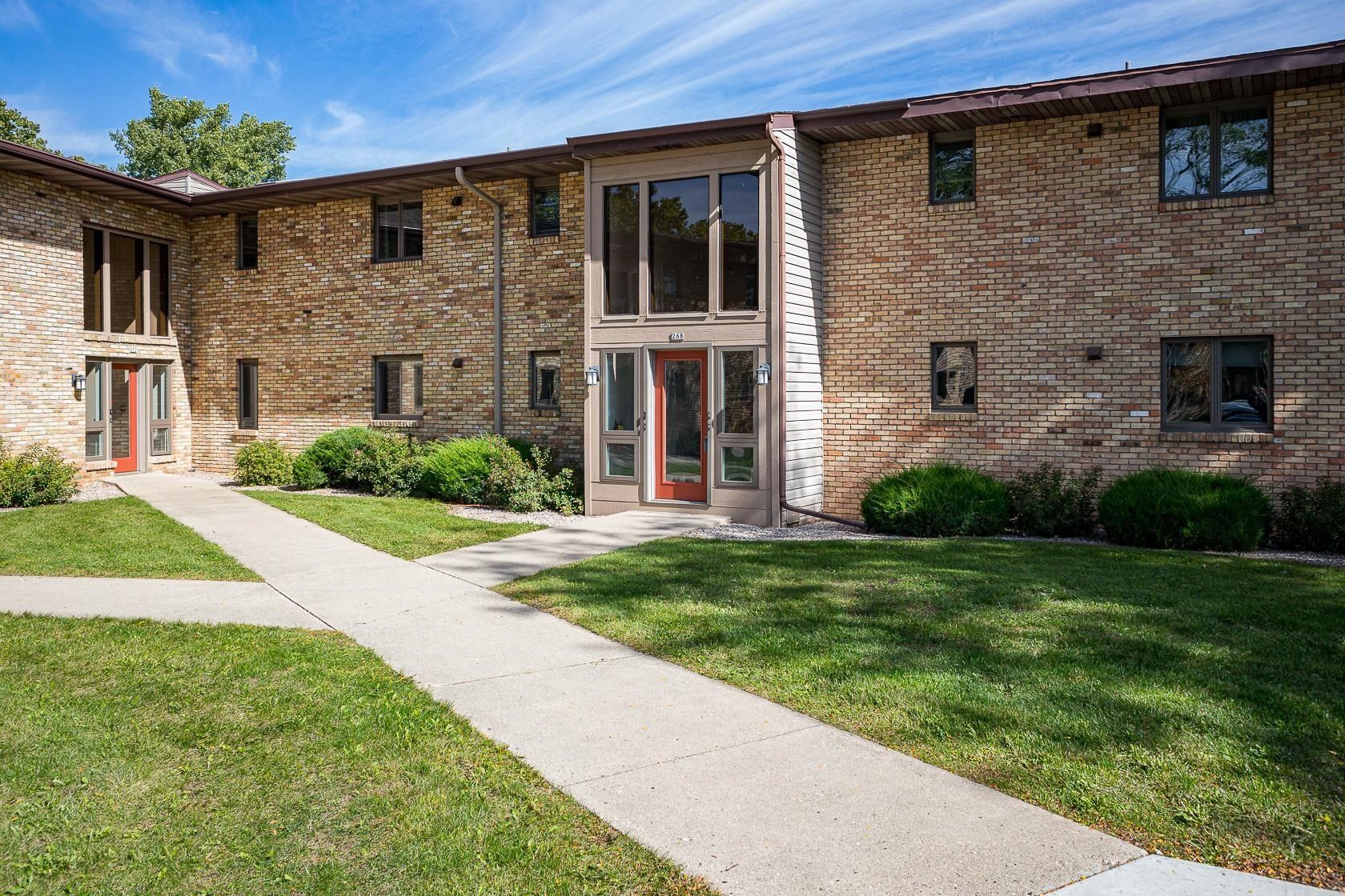 Oshkosh, Winnebago County, WI Lakefront Property, Waterfront Property