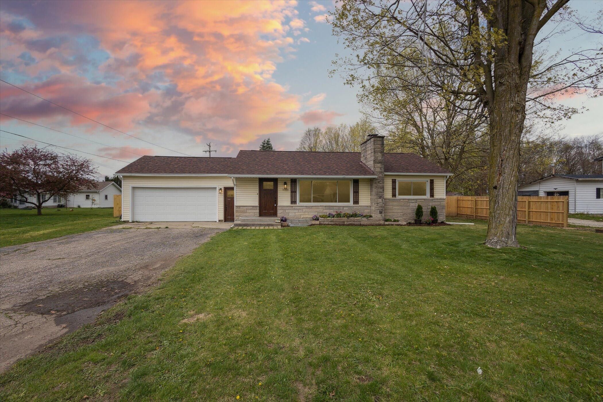 Three Rivers, Saint Joseph County, MI House for sale Property ID