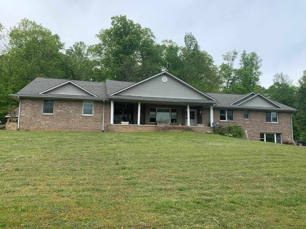 Holladay, Benton County, TN House for sale Property ID 419568775