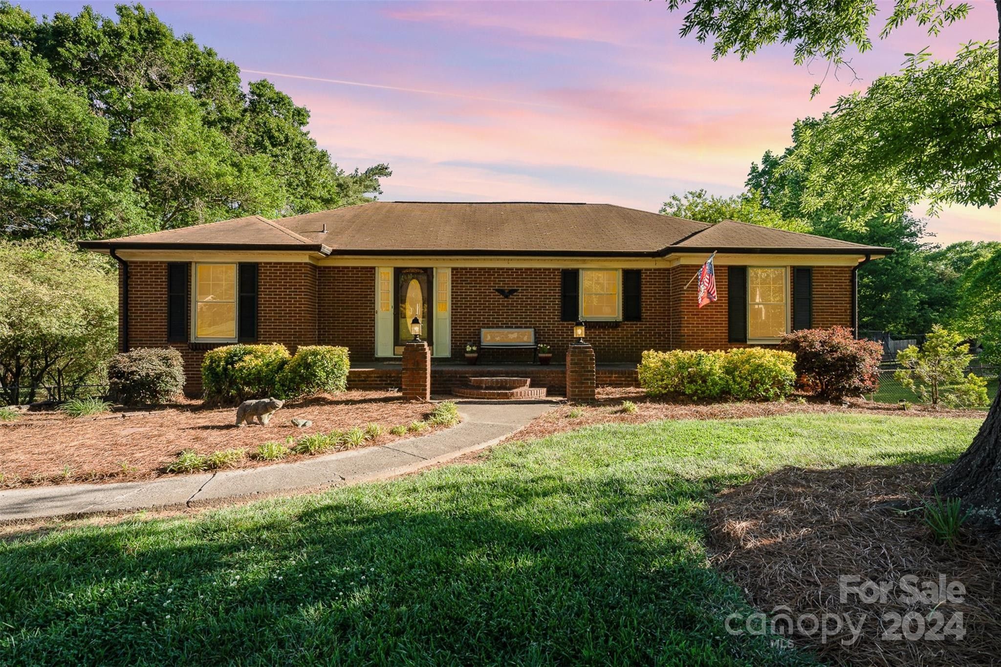 Charlotte, Mecklenburg County, NC House for sale Property ID 419625843