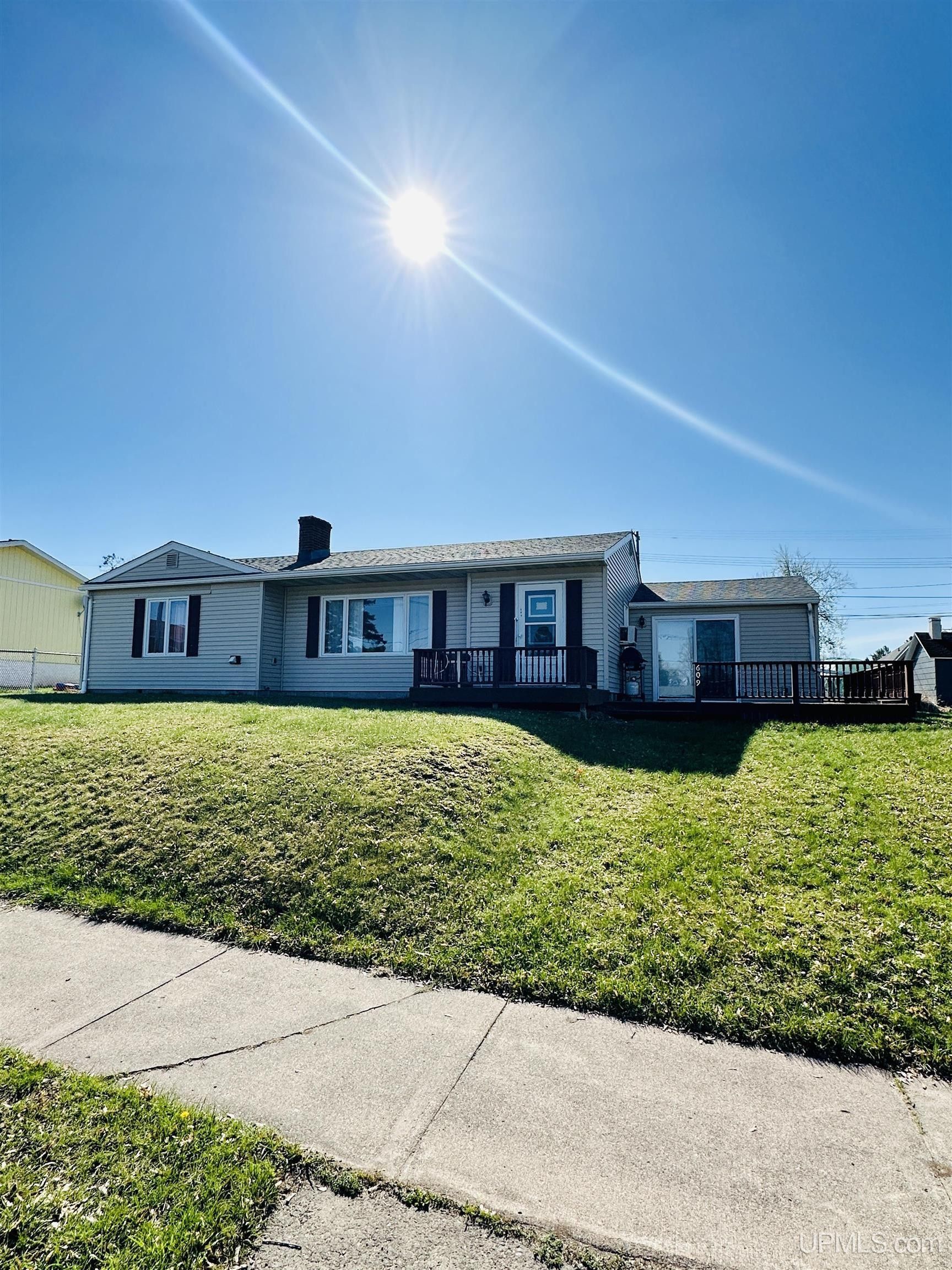 609 N Main, L'Anse, MI 49946 MLS 50141247 LandWatch