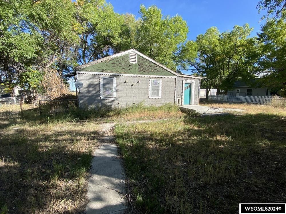 1322 E bwood, Riverton, WY 82501 MLS 20242208 LandWatch