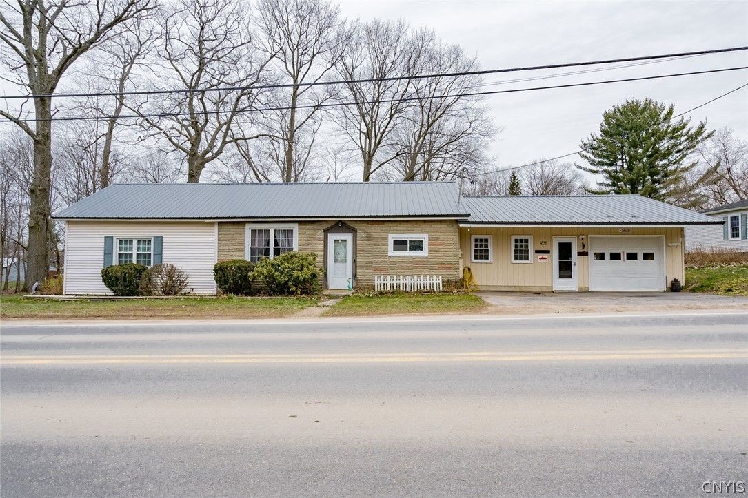 Sandy Creek, Oswego County, NY Lakefront Property, Waterfront Property, House for sale Property