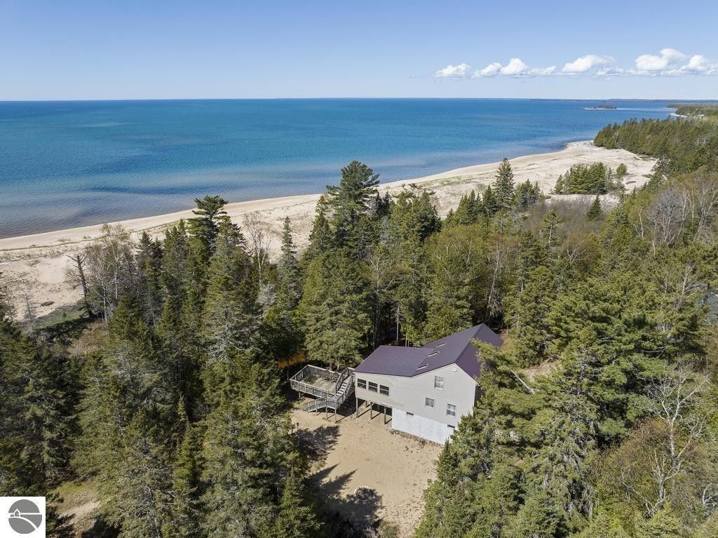 Naubinway, Mackinac County, MI Lakefront Property, Waterfront Property