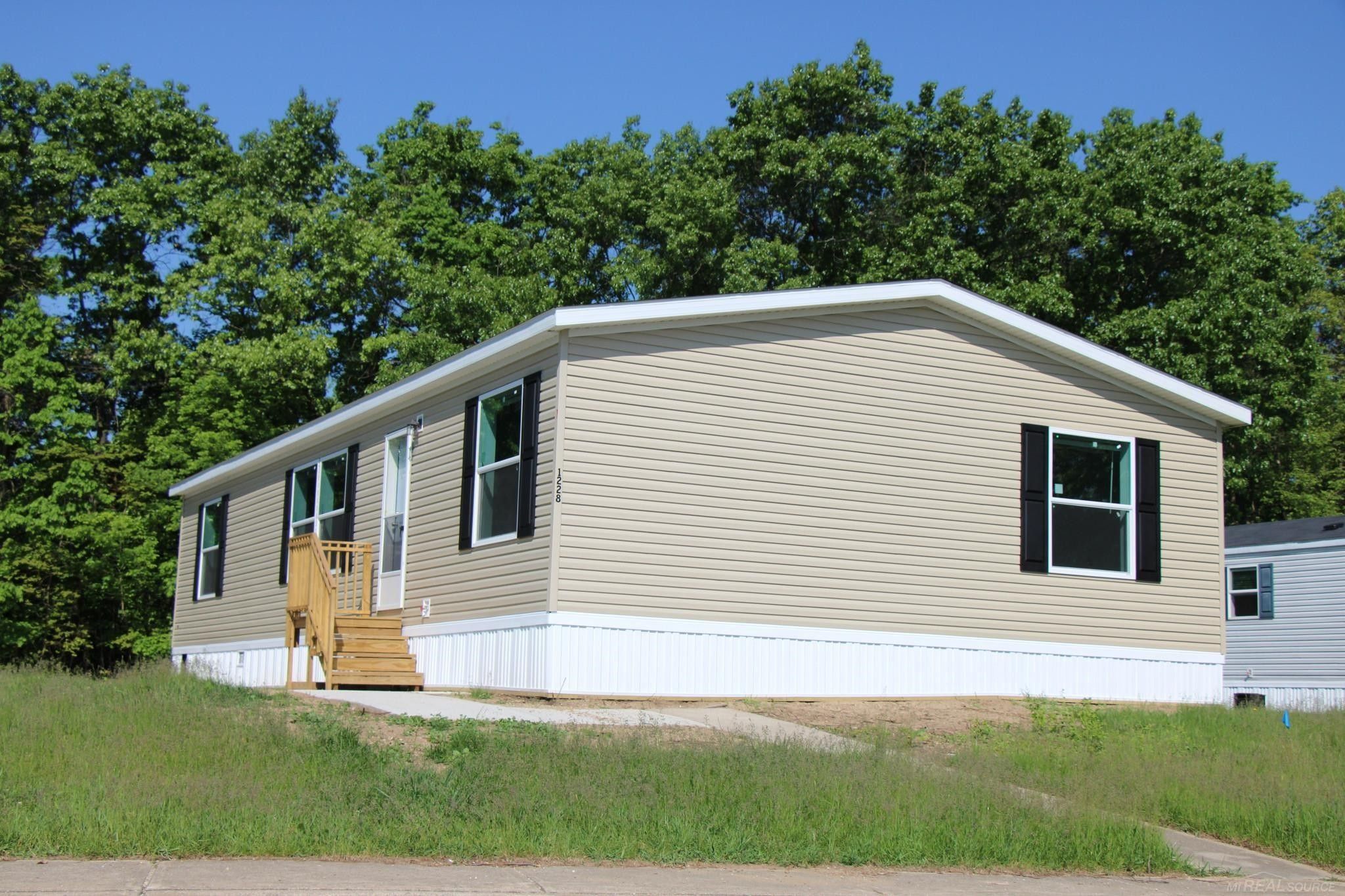 820 E Hoffman, Three Rivers, MI 49093 MLS 50142502 LandWatch